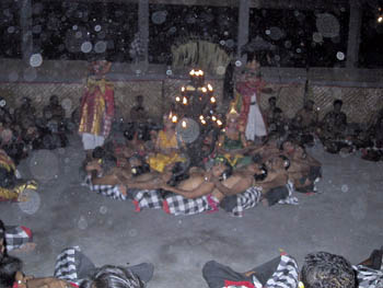 kecak23